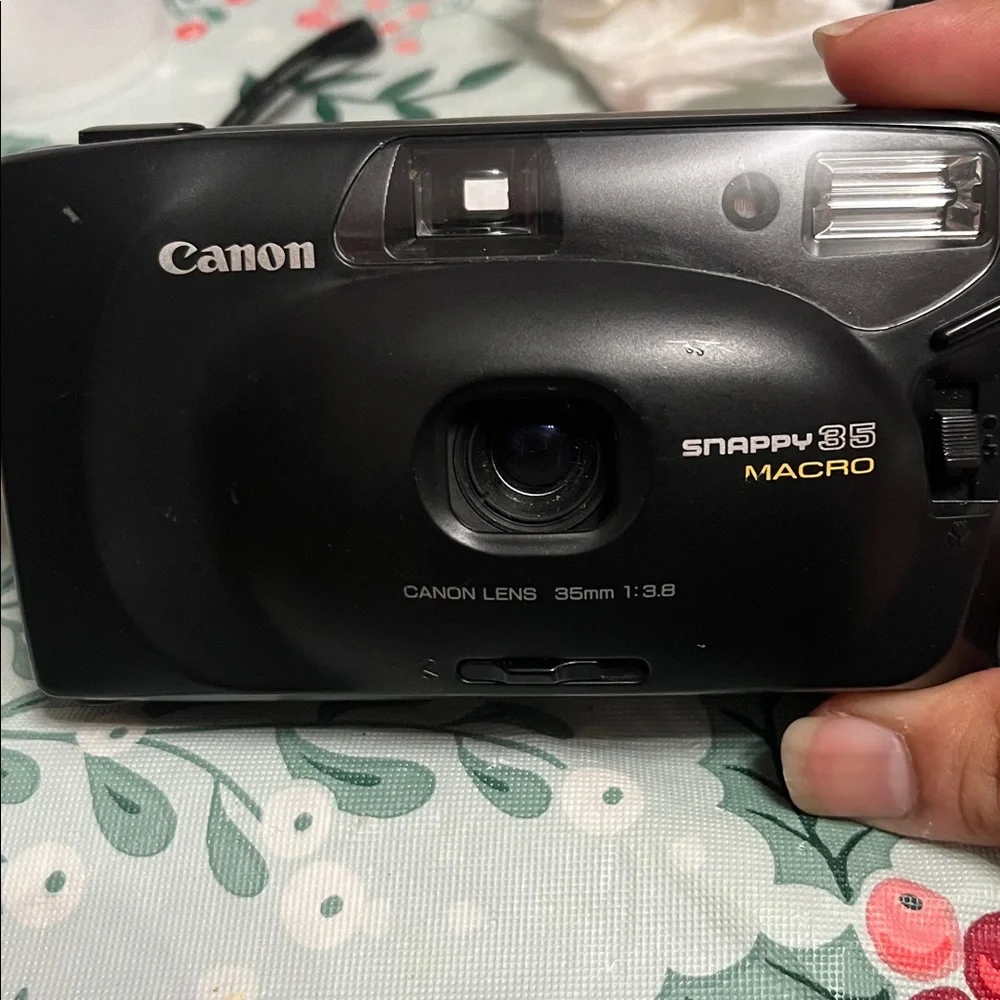 Canon Snappy TX Macro 35mm Camera